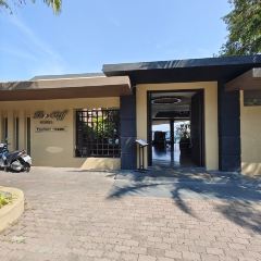 The Cliff Bar and Grill張用戶圖片