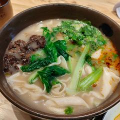 张老炝方城炝锅烩面(升龙广场店) User Photo