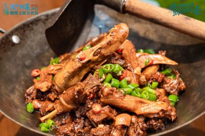 瑶家八碗菜(万华店)