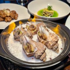 ALL GOOD IS HERE 여행 사진