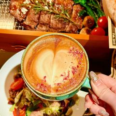 淳悅酒逸Shisha Bistro茄吧（雨耕山店）張用戶圖片