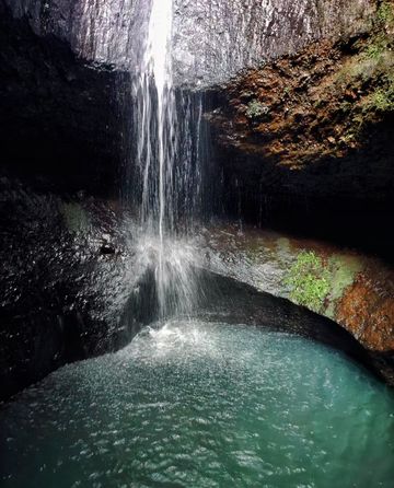 Bingxin Cave