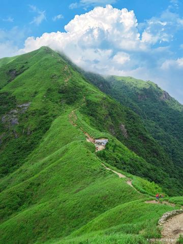 Fenglong Mountain