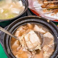 钱锋炭缸烧烤·海鲜·宵夜(华龙道店) 여행 사진