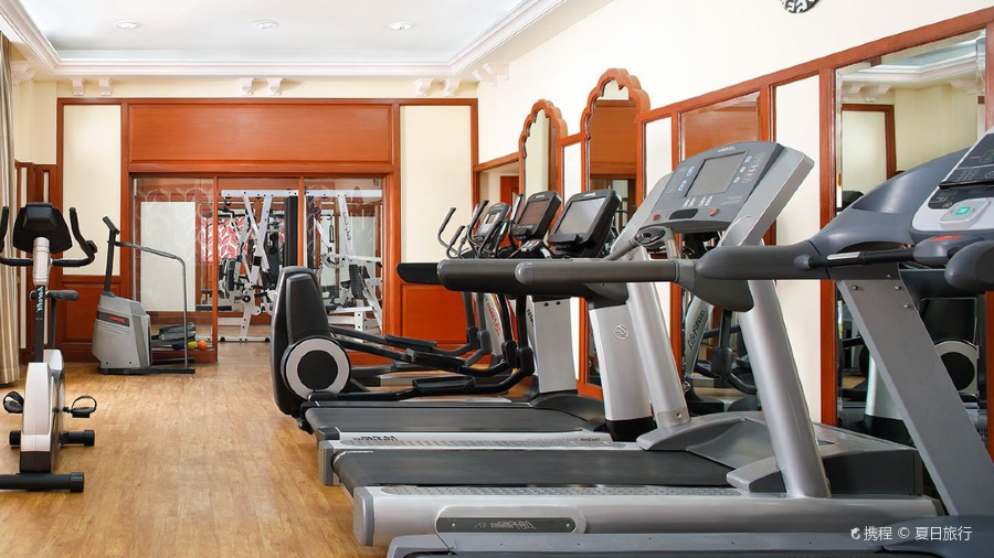 Kim Mohan's Restaurant & Cafe