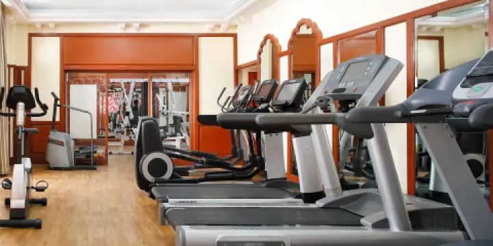 Kim Mohan's Restaurant & Cafe