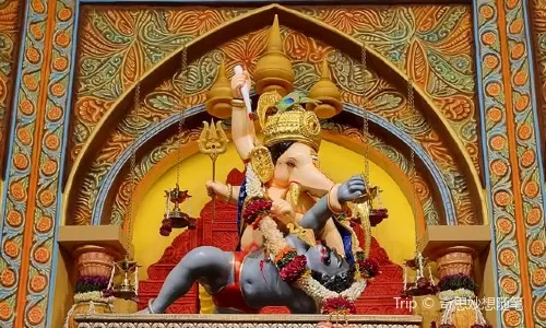 Shrimant Dagdusheth Halwai Ganpati Mandir
