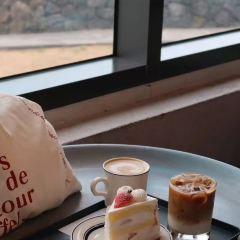 Cafe Layered Jeju Branch User Photo