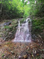 官川磨心尖登山基地