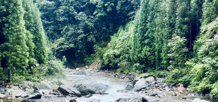 黑山雅居