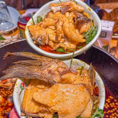 渝芝香美蛙三合鱼(洋河路店) User Photo