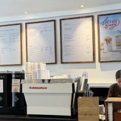 Brown Coffee and Bakery User Photo