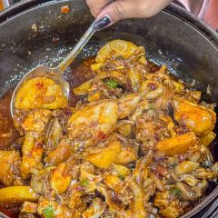 自蚝餐厅·功夫鸡蛙煲·牛腩·牛杂煲 User Photo