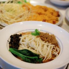 希尔顿启缤精选酒店·福湾全日制餐厅 User Photo