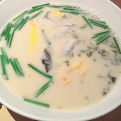 Rongjia Noodles Soup with Yellow Croaker (Jingan) User Photo