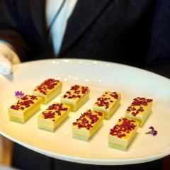 UNIVERSAL BUND BAY User Photo