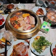 安德撸·海鲜·牛排·烤肉·火锅自助餐厅(悦萃城购物中心店) User Photo