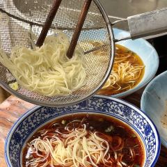 郭小姐的干溜面(玫瑰城店) 여행 사진