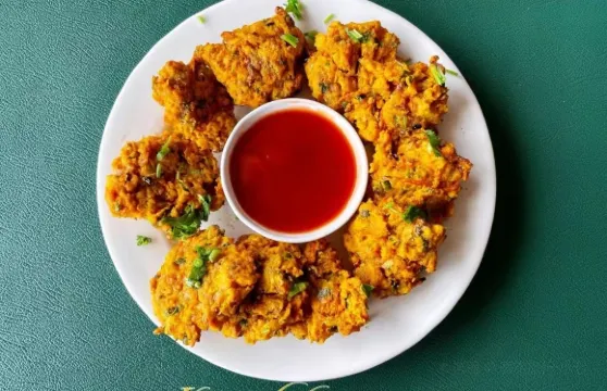 鹽幫野生菌王府石鍋雞