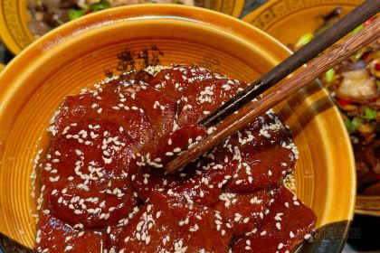 东江湖华兰家柴火鱼总店