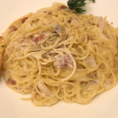 Kim Mohan's Restaurant & Cafe User Photo