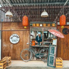 Tha Chang Cafe 여행 사진