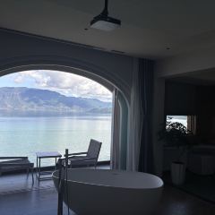 三色云河(泸沽湖大落水店) User Photo