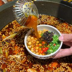 七里田·重庆鱼蛙火锅(凯德广场店) User Photo