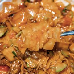 楼兰古丽·大盘炒鸡(龙首印象城店) 여행 사진