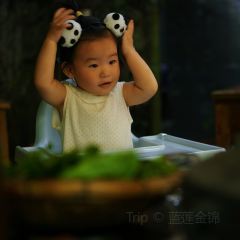山下人家·土砂锅腊排馆(青城山店) User Photo