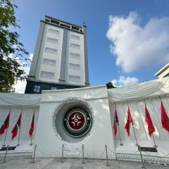 The Manhattan Fish Market User Photo