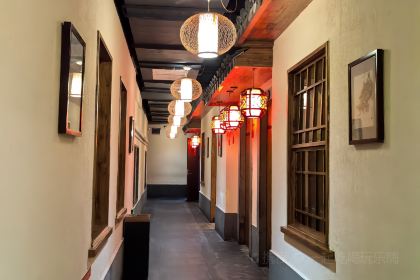 春盛船家菜(東方城店)