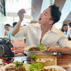 Taa Chang Bangsaen User Photo
