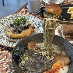 Plus Coffee & Kitchen User Photo
