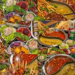 唐记煌·大坨牛肉串串香火锅(中渼市集店) User Photo