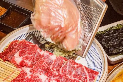 肉倉焼肉バー(勺园里店)