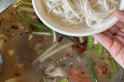 拽老汉蒸饵丝(总店)