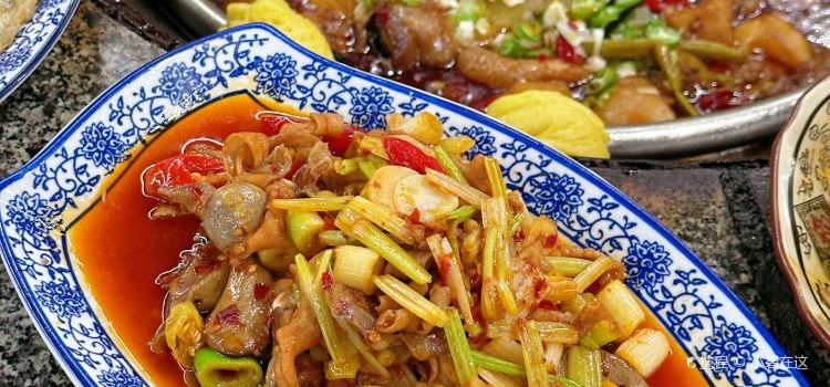 罗鸡肉·青城道柴火鸡(青城山店)