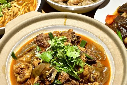 YU ZHOU SHI SAN WAN JIAN AN DA DAO DIAN