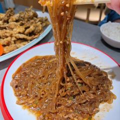 XI YANG HONG User Photo