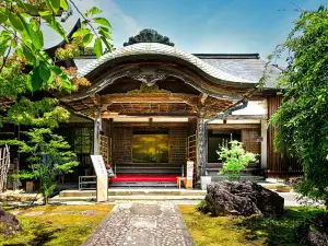 The Kochi Prefectural Makino Botanical Garden