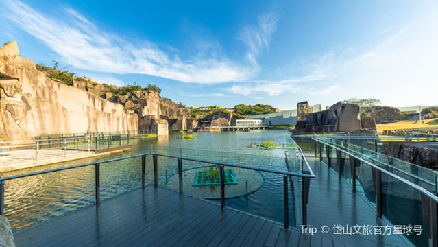 dong hai jiao ye gong yuan