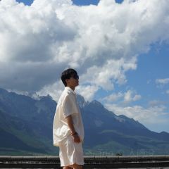 欧鲁家雪山观景咖啡Olu·cafe&lounge User Photo