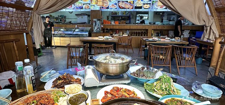 小镇人家海鲜东北菜(同湾店)