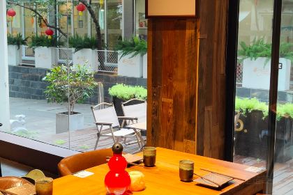 还有三杯小酒馆(荷塘嘉苑店)