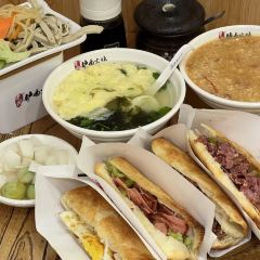 老闫驴肉火烧(西山道店) User Photo