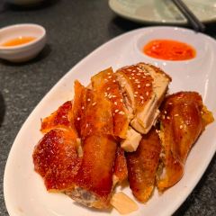 蝴蝶里·粤式点心·乳鸽(长宁来福士店) User Photo