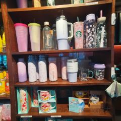 Starbucks (nabaguojitongりmuzhi) 여행 사진