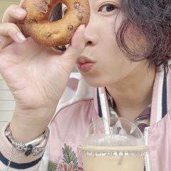 Famous Berry Donut Van User Photo