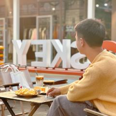 MOSKEY摩司基机车·咖啡·烧烤·精酿(麓湖店) User Photo